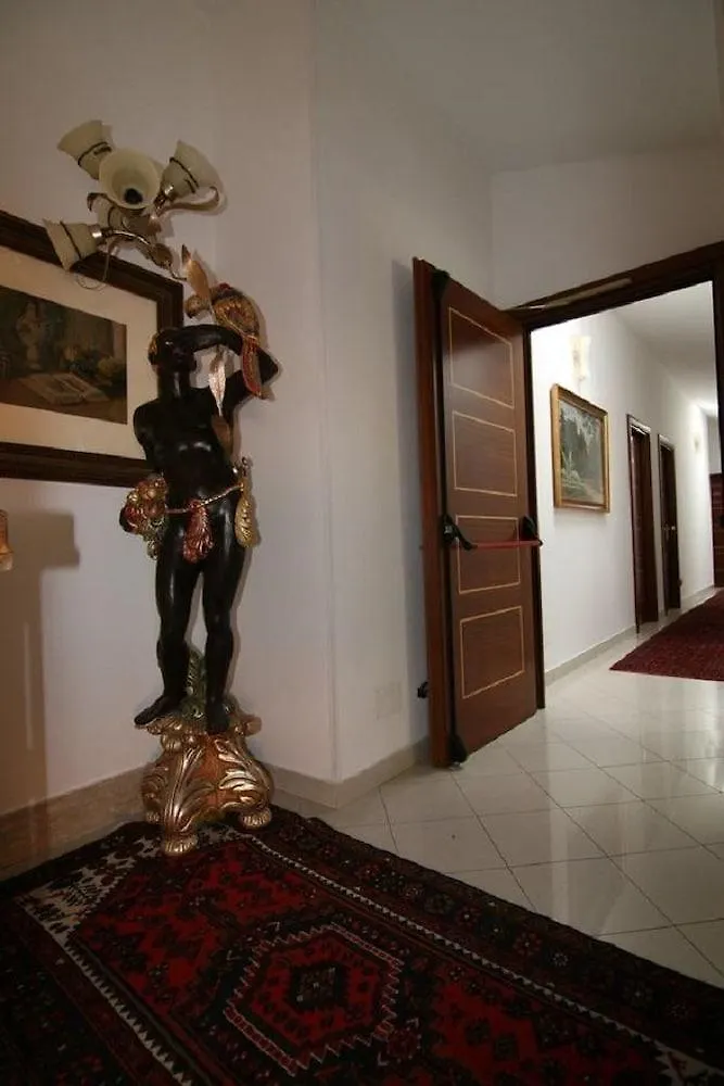 Hotel Leopold Moneglia 3*,